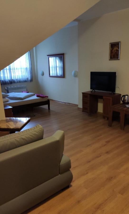 Bra Haus Hotel Branev ภายนอก รูปภาพ
